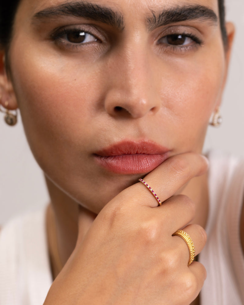 Unique Chapter Rings Set of four stacked 'Chapters' rings in 18 ct. gold