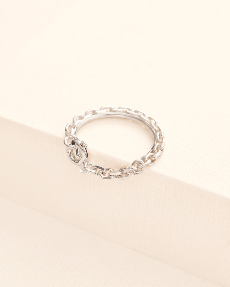 Spring ring ring in silver
